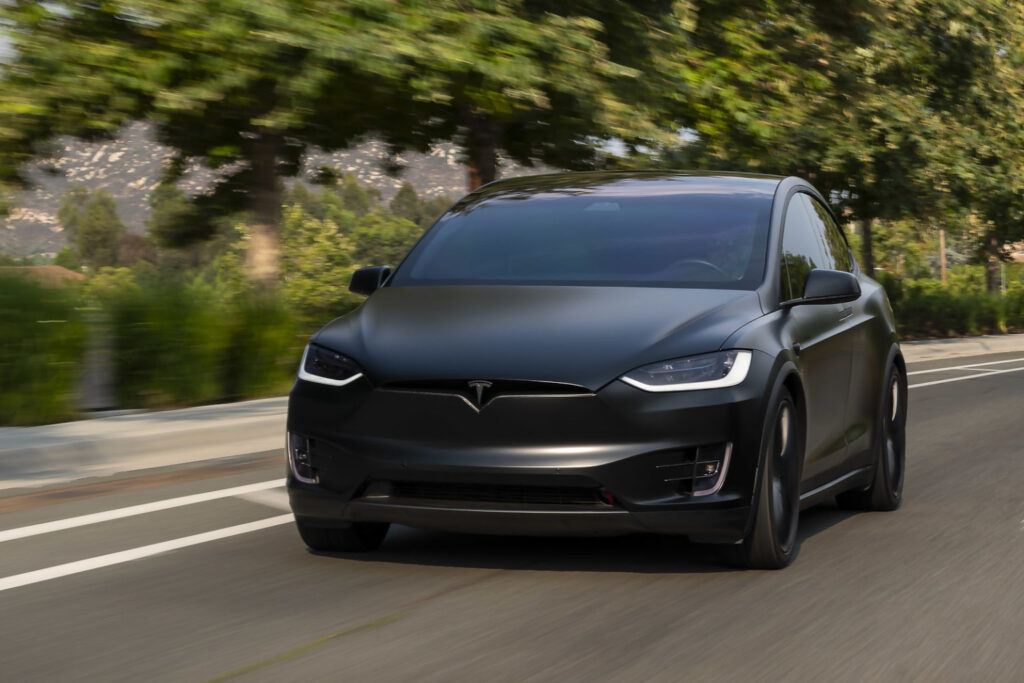 Ceramic Pro Vs. Other Ceramic Coatings For Tesla In Long Island, Ny: A Comparison Long Island, Ny Tesla Model X Window Tint Rolling 1536X1024 7